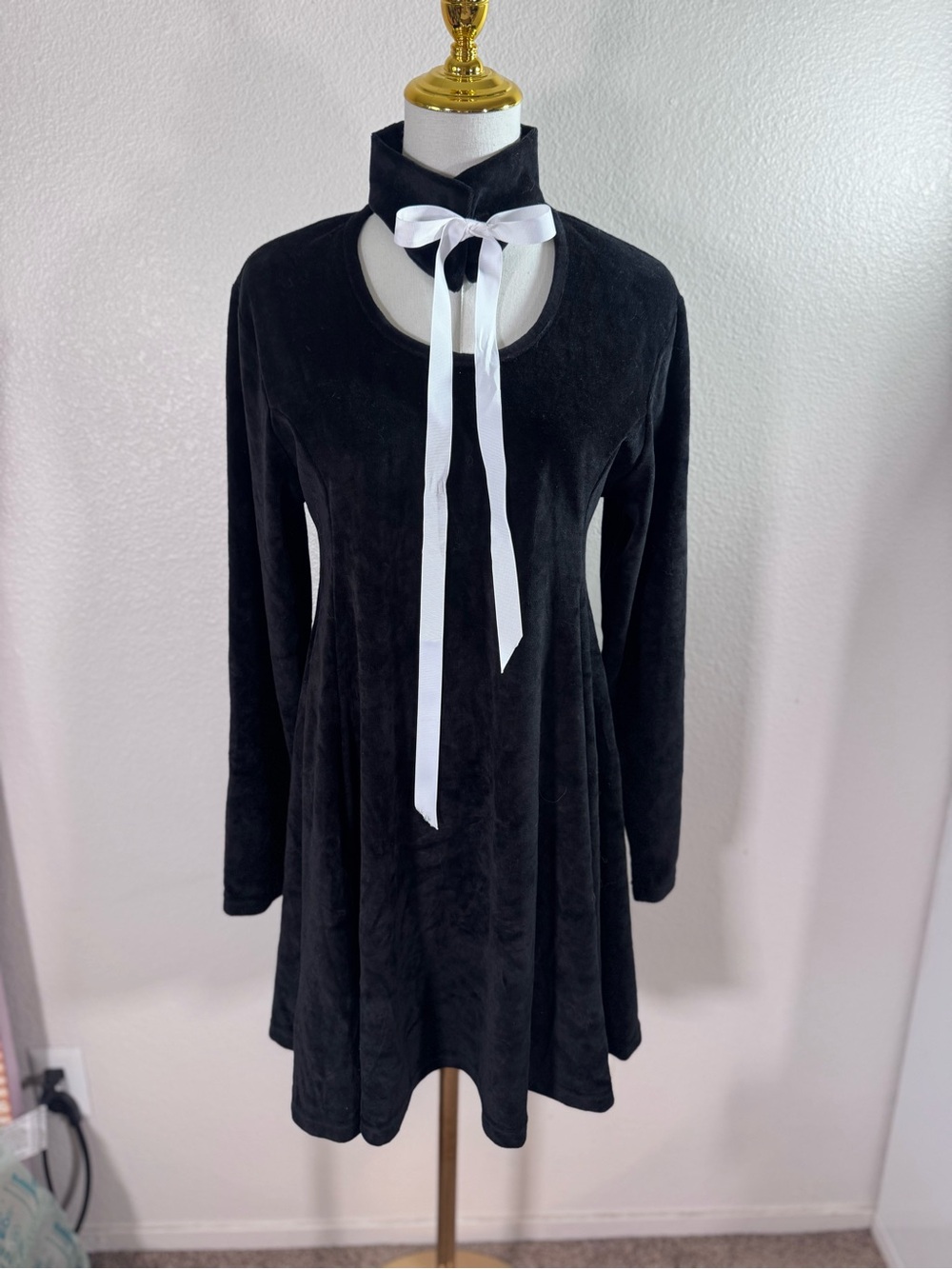 Killstar Black Velvet Long-Sleeve Dress with White Ribbon